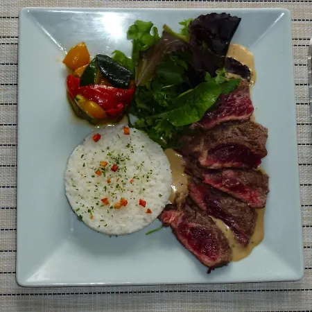 Logis L'arche De Hotel 2*