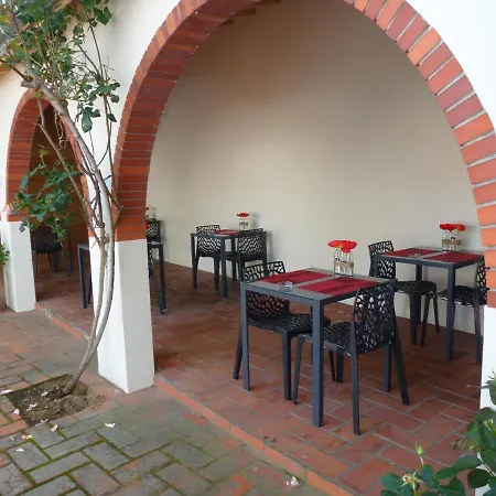 Hotel Logis L'arche De