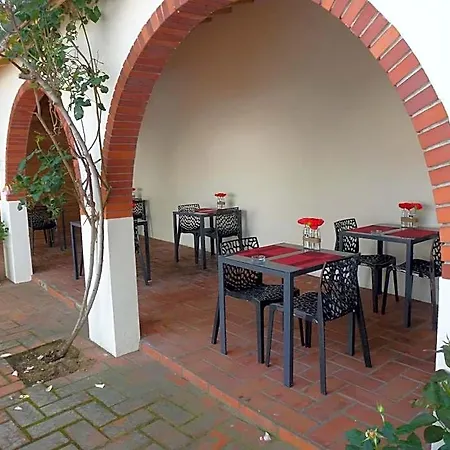 Hotel Logis L'arche De