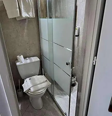 Hotel Logis L'arche De 2*