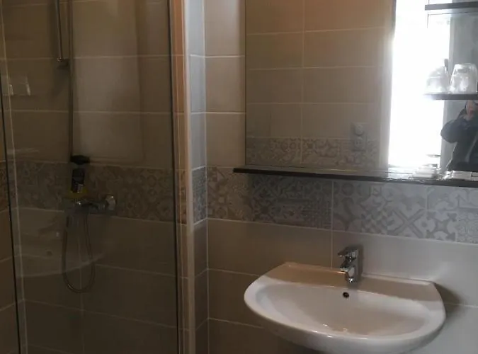 Hotell Logis L'arche De